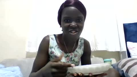 pretty_petite_ebony online show from August 7, 2026, 10:45 pm