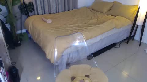 pretty_pharsa online show from May 9, 2026, 4:39 am