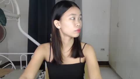 Princess online show from May 13, 2026, 7:22 pm