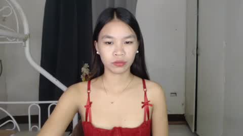 Princess online show from May 16, 2026, 7:23 pm