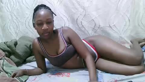 pretty_sally5 online show from February 5, 2025, 10:01 pm