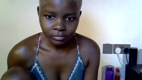 Snapshot of pretty_scooper chatting on June 12, 2026, 9:25 pm pretty_scooper online show from June 12, 2026, 9:25 pm