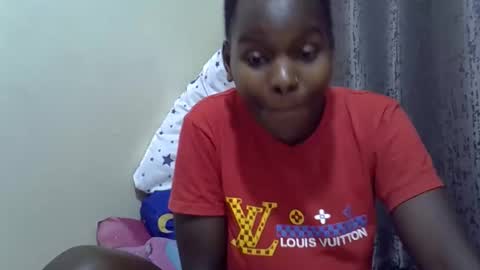 pretty_sheanna online show from October 18, 2025, 7:47 pm