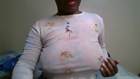 Snapshot of pretty_shila chatting on October 21, 2025, 10:43 pm pretty_shila online show from October 21, 2025, 10:43 pm