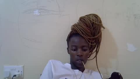 Vee online show from March 15, 2026, 7:47 am