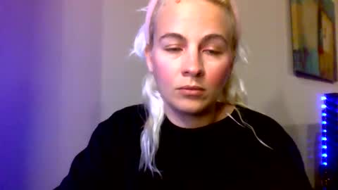 Snapshot of prettybabypetite chatting on April 20, 2026, 2:03 am Missy Jack online show from April 20, 2026, 2:03 am