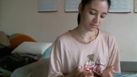 Bella online show from October 26, 2025, 4:51 am