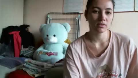 Bella online show from November 26, 2025, 5:08 am