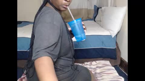 Cindy online show from October 16, 2025, 2:01 am