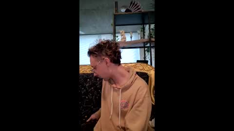 Rey online show from February 5, 2026, 10:25 pm