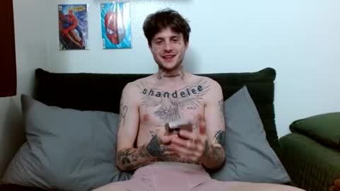 Snapshot of prettyboyszn chatting on September 26, 2025, 4:05 am pretty boy online show from September 26, 2025, 4:05 am