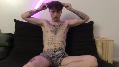 Snapshot of prettyboyszn chatting on October 26, 2025, 4:07 am pretty boy online show from October 26, 2025, 4:07 am