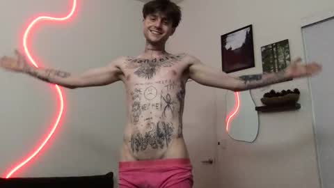 Snapshot of prettyboyszn chatting on October 31, 2025, 3:18 am pretty boy online show from October 31, 2025, 3:18 am