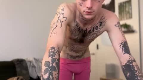 pretty boy online show from May 8, 2026, 3:23 am