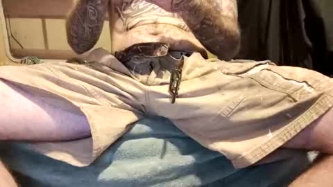 Snapshot of prettyboytatted69 chatting on February 9, 2025, 8:44 am Prettyslangin69 FYPM online show from February 9, 2025, 8:44 am