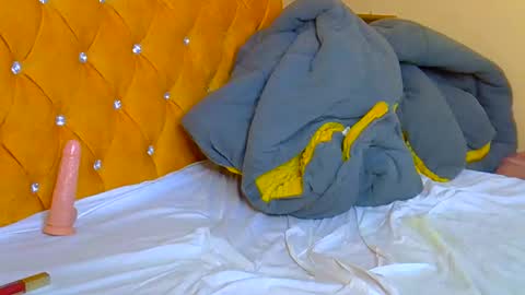 prettycandy0 online show from November 19, 2025, 6:35 am