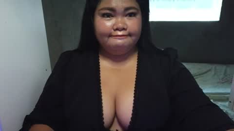 prettycarla online show from June 14, 2026, 2:24 am