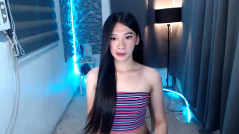 ASHLEY online show from March 11, 2025, 11:23 am