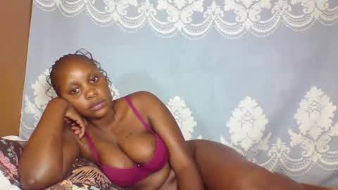 SHANIA online show from September 10, 2025, 7:47 pm
