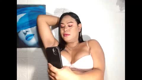 Snapshot of prettydiannara chatting on January 13, 2025, 12:51 am prettydiannara online show from January 13, 2025, 12:51 am