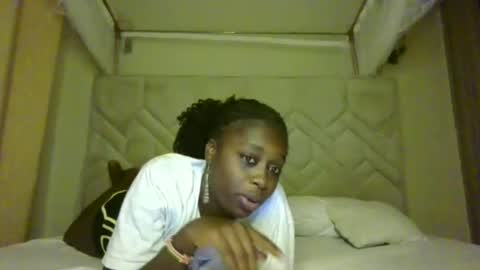 prettydulce online show from May 2, 2026, 3:33 am