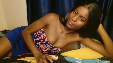 Snapshot of prettygoddess1 chatting on May 3, 2026, 1:22 am Mary online show from May 3, 2026, 1:22 am