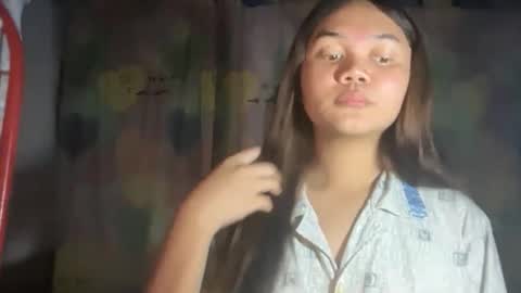 Snapshot of prettygurl25 chatting on September 13, 2025, 2:33 am prettygurl25 online show from September 13, 2025, 2:33 am
