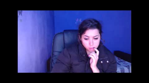 prettyjulliette online show from December 4, 2024, 8:56 am