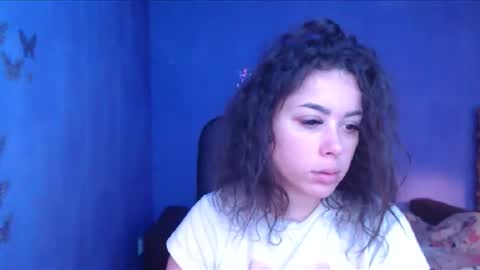 prettyjulliette online show from December 13, 2024, 11:55 am