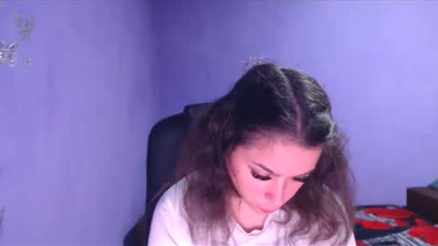 prettyjulliette online show from December 22, 2024, 3:00 pm
