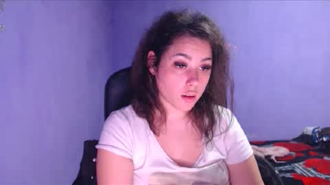 prettyjulliette online show from December 30, 2024, 8:58 pm