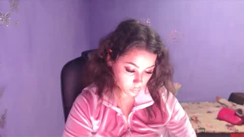 prettyjulliette online show from January 10, 2025, 7:00 pm