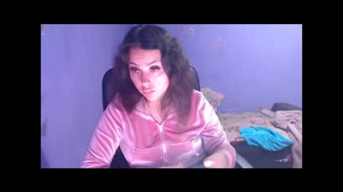 prettyjulliette online show from January 11, 2025, 4:25 pm