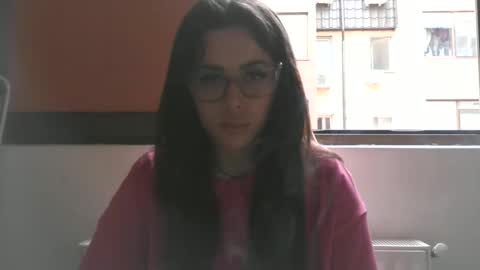 prettyjulliette online show from May 24, 2026, 9:03 am