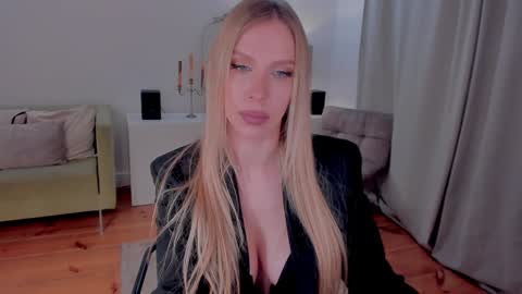 Eva online show from January 11, 2025, 12:44 am