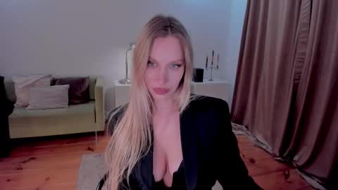 Eva online show from March 2, 2025, 10:59 pm