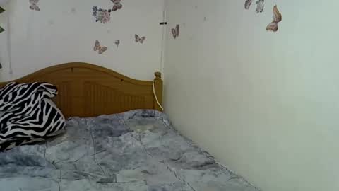 prettykemi online show from February 15, 2026, 9:33 pm