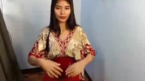 prettylittle_lady online show from May 4, 2026, 1:40 pm