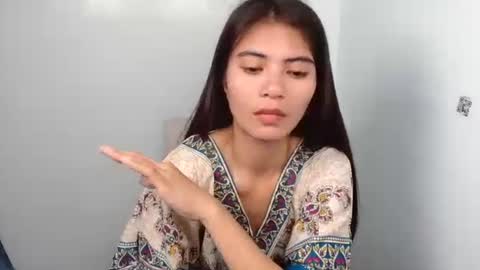 prettylittle_lady online show from May 19, 2026, 2:01 pm