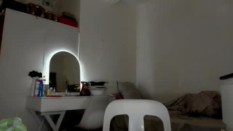 Snapshot of prettylittlesuckerr chatting on October 29, 2025, 12:07 pm Jovill Mays online show from October 29, 2025, 12:07 pm