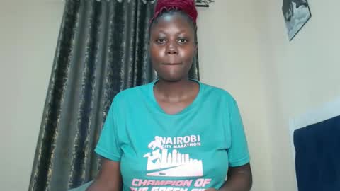 Lizzy online show from September 25, 2025, 11:03 am