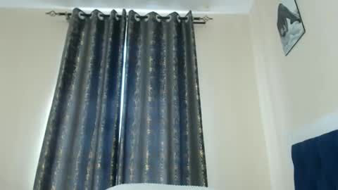 Lizzy online show from January 9, 2026, 10:51 am