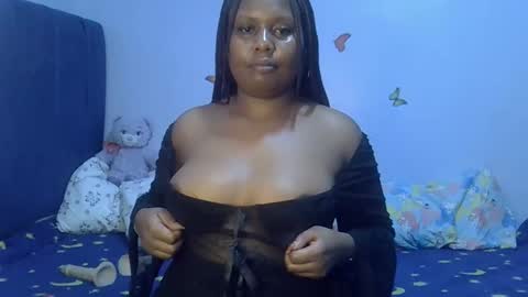 Snapshot of prettymel1 chatting on March 17, 2026, 6:33 pm prettymel1 online show from March 17, 2026, 6:33 pm
