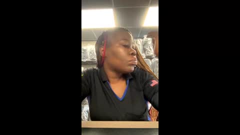 prettypinkpussy615 online show from February 19, 2026, 9:44 pm