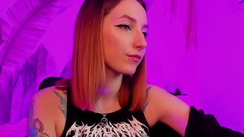 Mila -NONUDE MODEL online show from January 10, 2025, 10:50 am