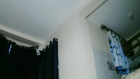 prettyreen online show from October 7, 2025, 3:25 am