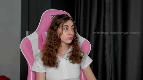Sophie  next stream will be at Monday  i will wait you guys  online show from January 24, 2025, 6:35 pm