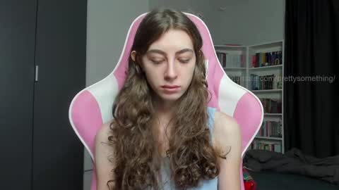 Sophie  next stream will be at Monday  i will wait you guys  online show from May 5, 2026, 5:15 am