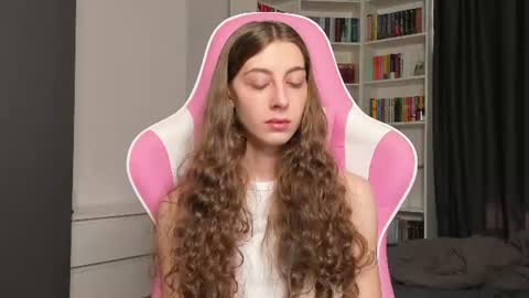 Sophie  next stream will be at Monday  i will wait you guys  online show from July 16, 2026, 7:14 am