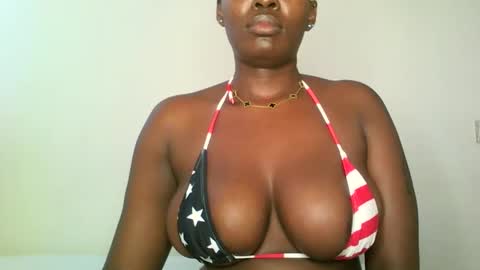 prettyvishy online show from February 14, 2025, 7:07 am